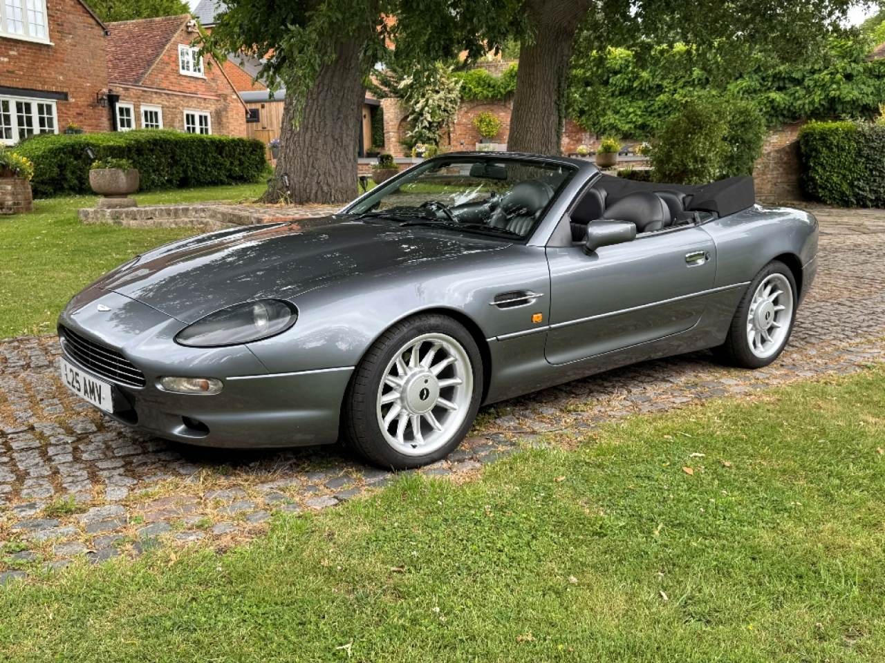 Aston Martin DB7i6 Volante