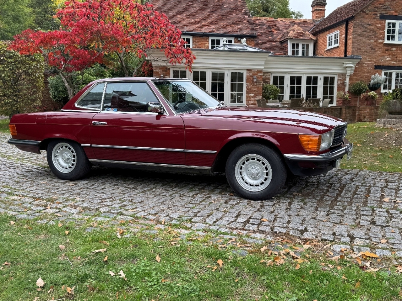 Mercedes Benz 280SL Convertible