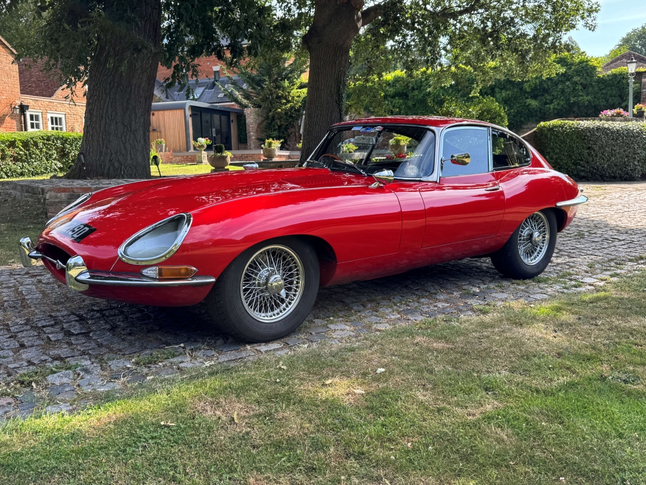 Jaguar 4.2 Series 1 E type fixed Head Coupe