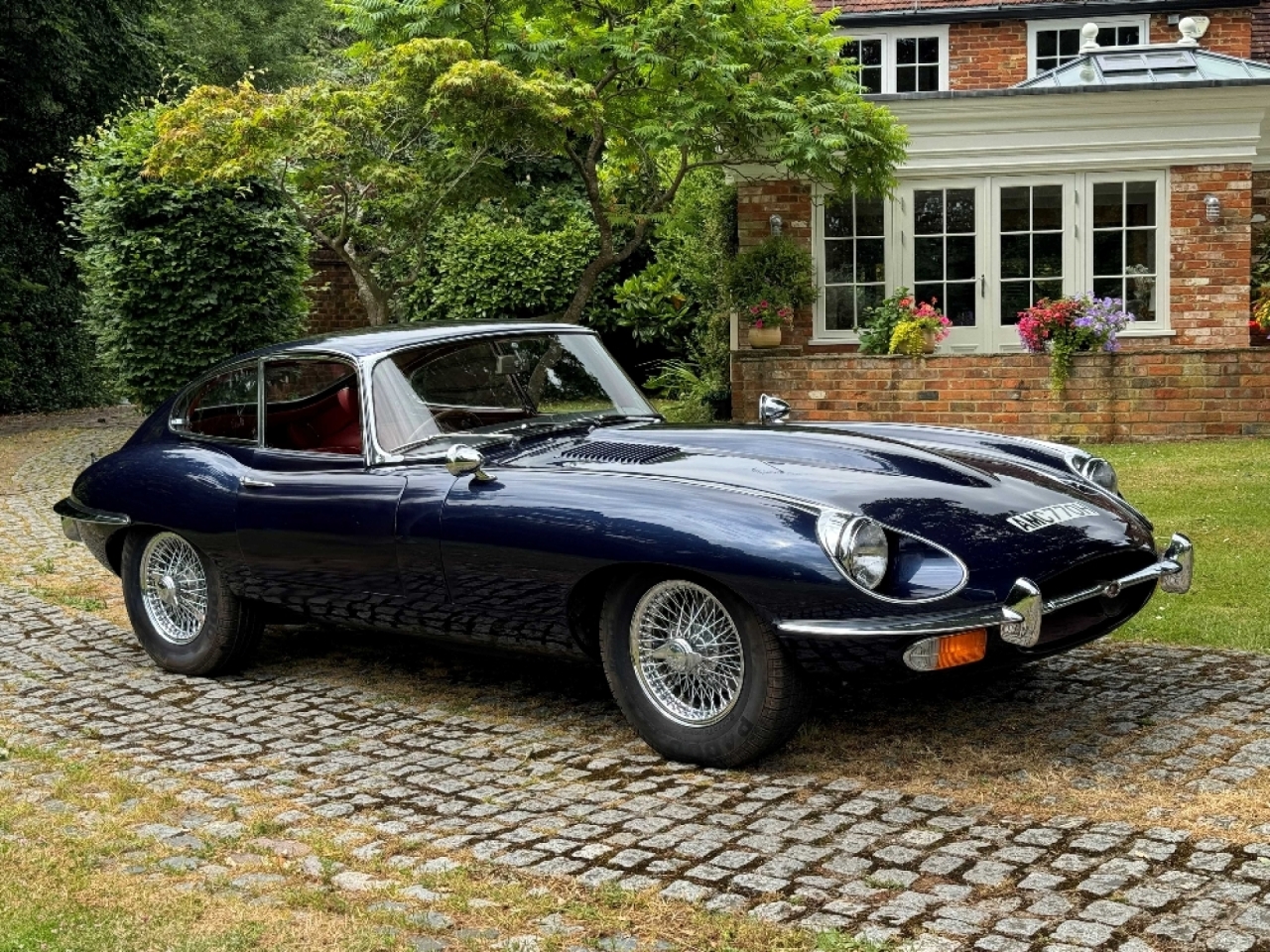 Jaguar E Type 4.2 Series II FHC