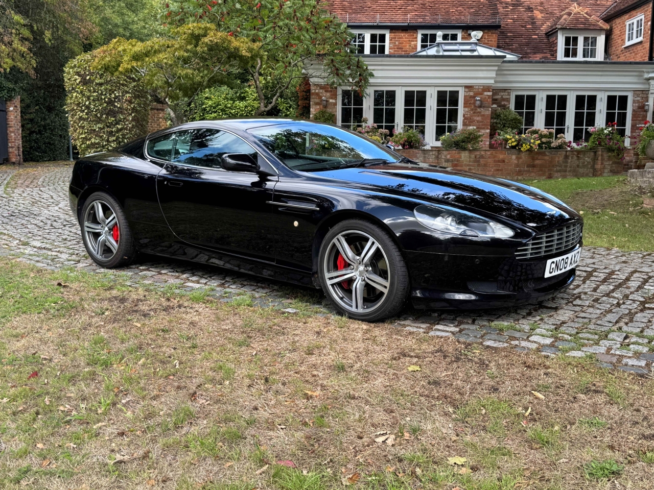 Aston Martin DB9 Sport Pack