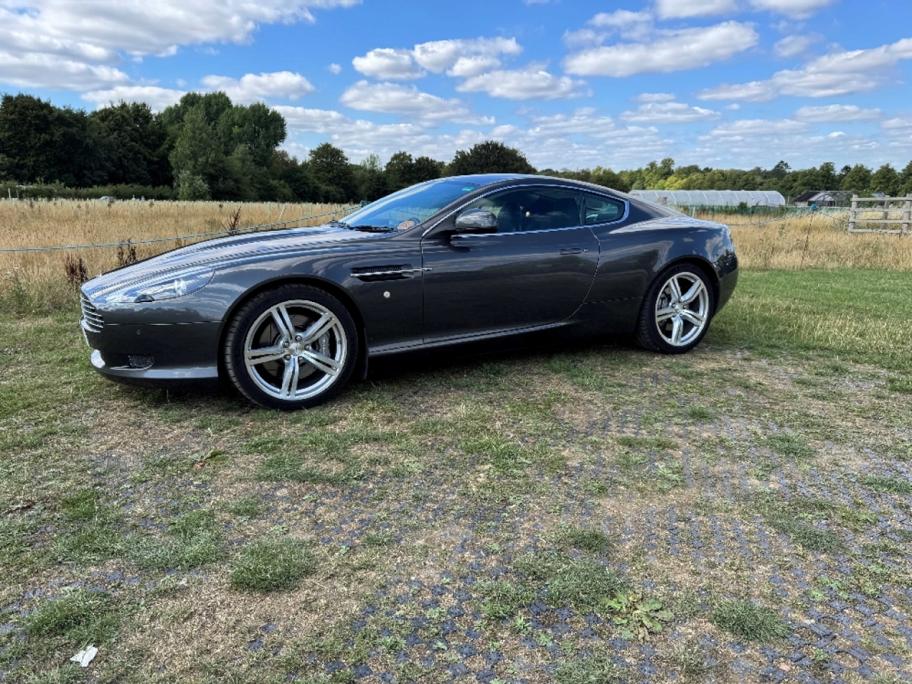 Aston Martin DB9 Coupe Sport pack