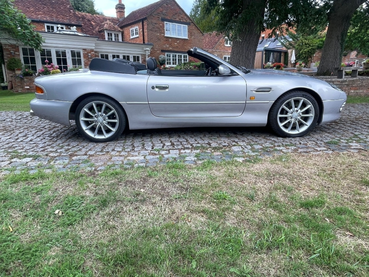 Aston Martin DB7 Vantage Volante