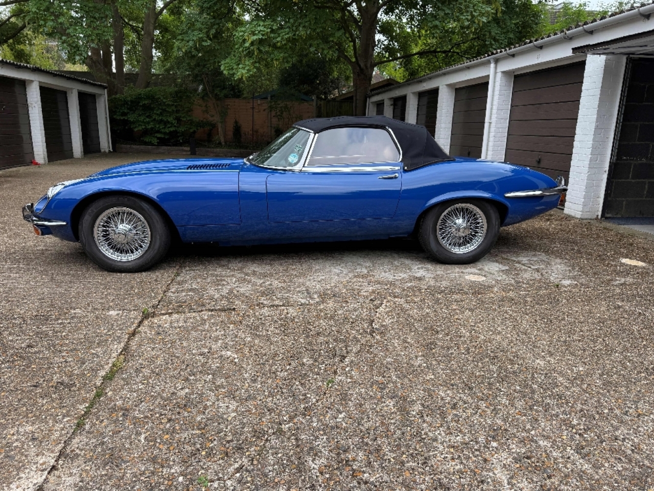 Jaguar E type V12 Series III Roadster