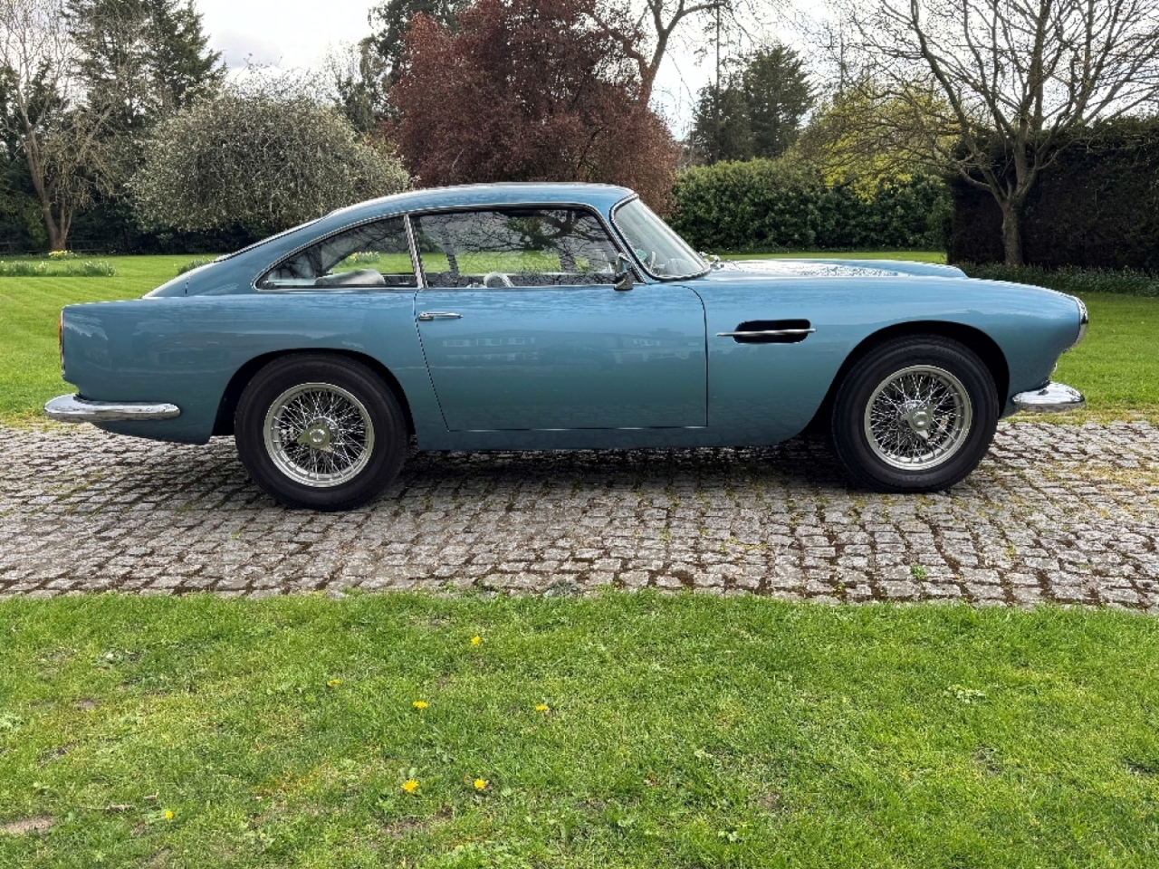 Aston Martin DB4 Series 1