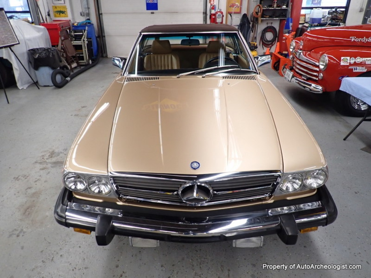 1986 Mercedes Benz 560 SL