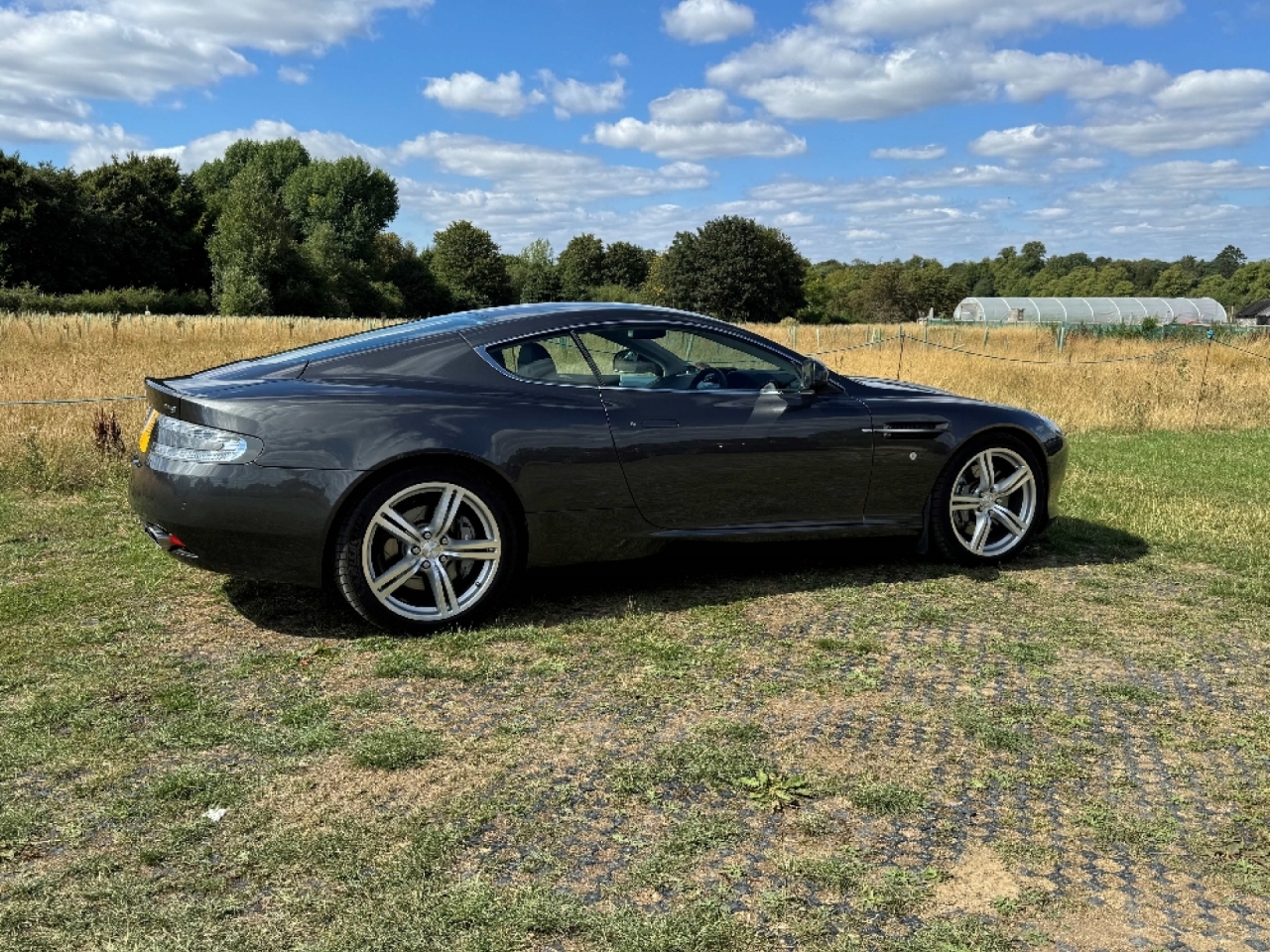Aston Martin DB9 Coupe Sport pack