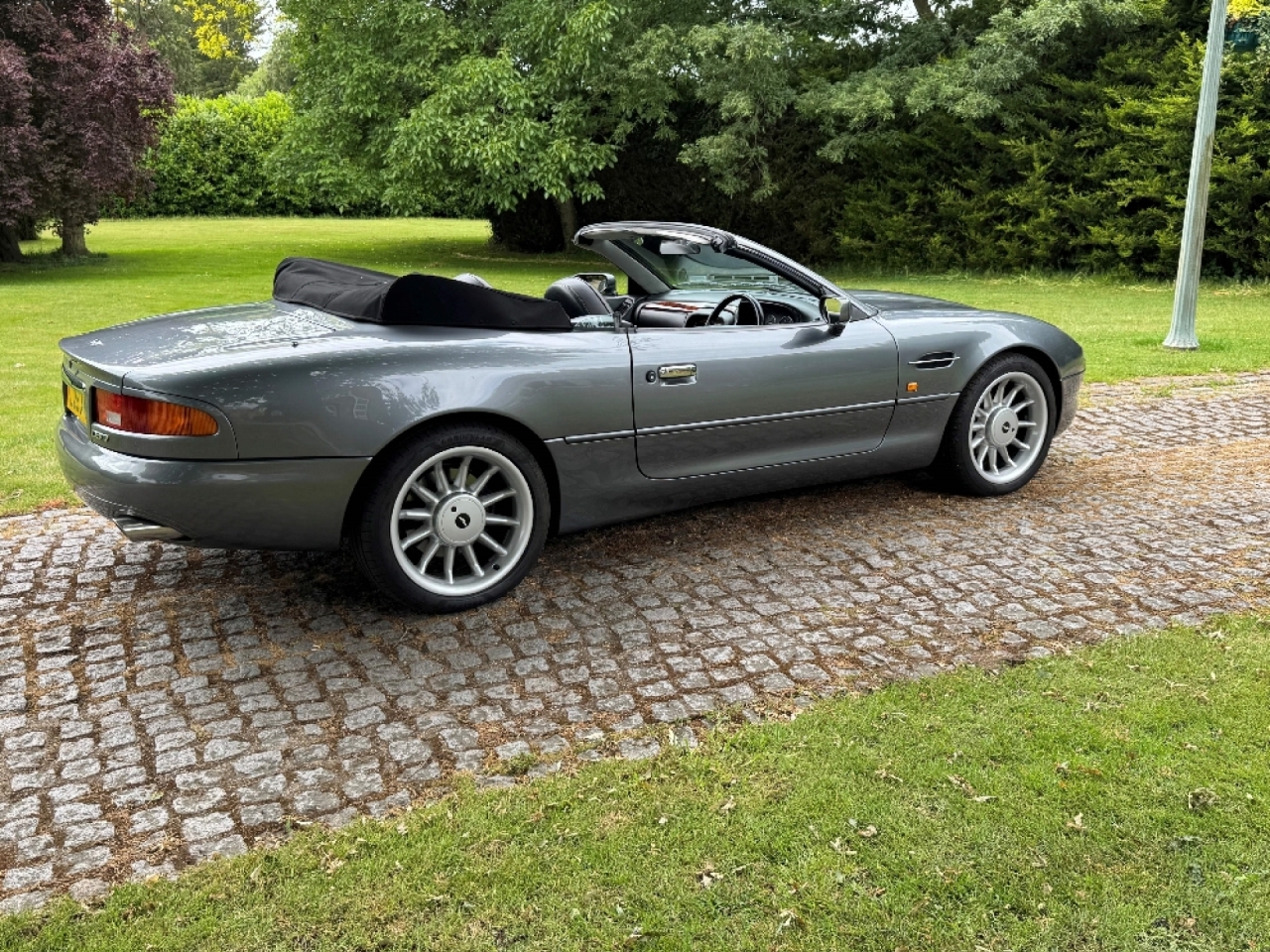 Aston Martin DB7i6 Volante