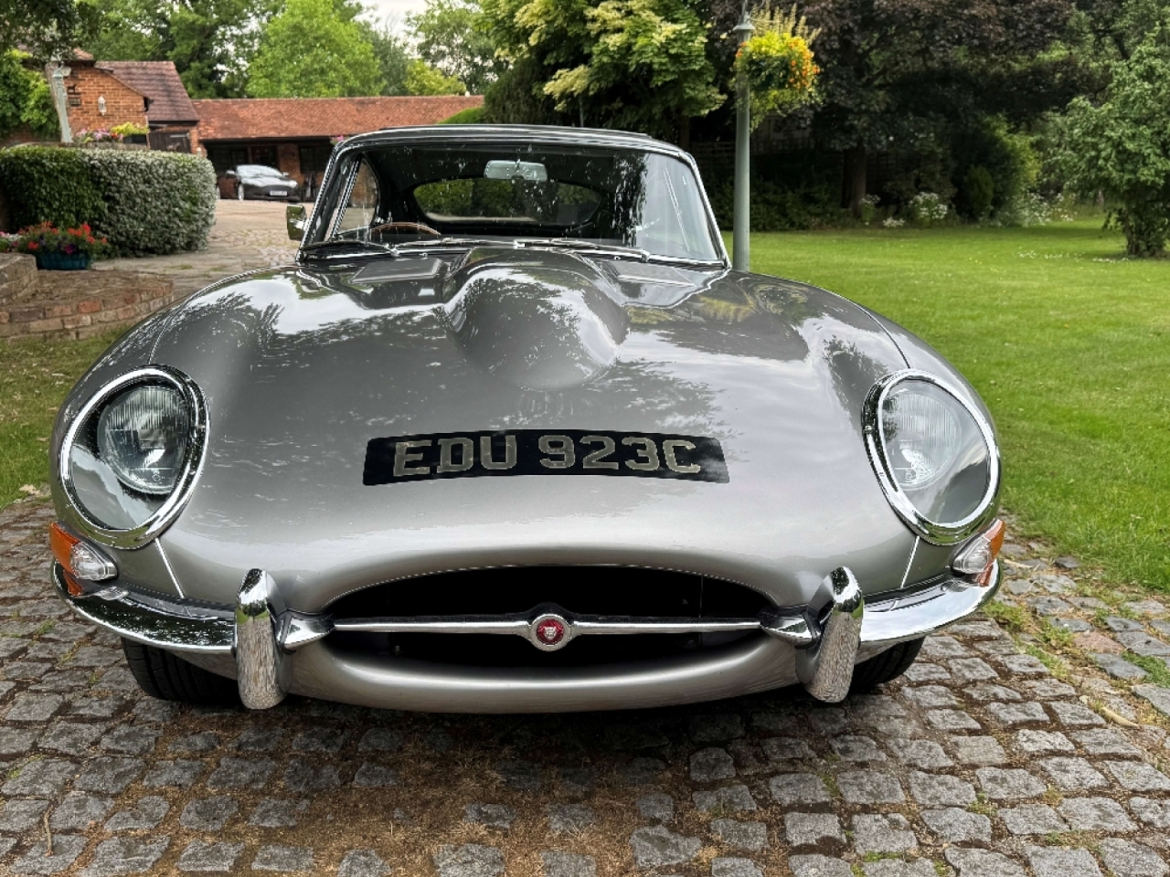 Jaguar E type series 1 4.2 Fixed head coupe