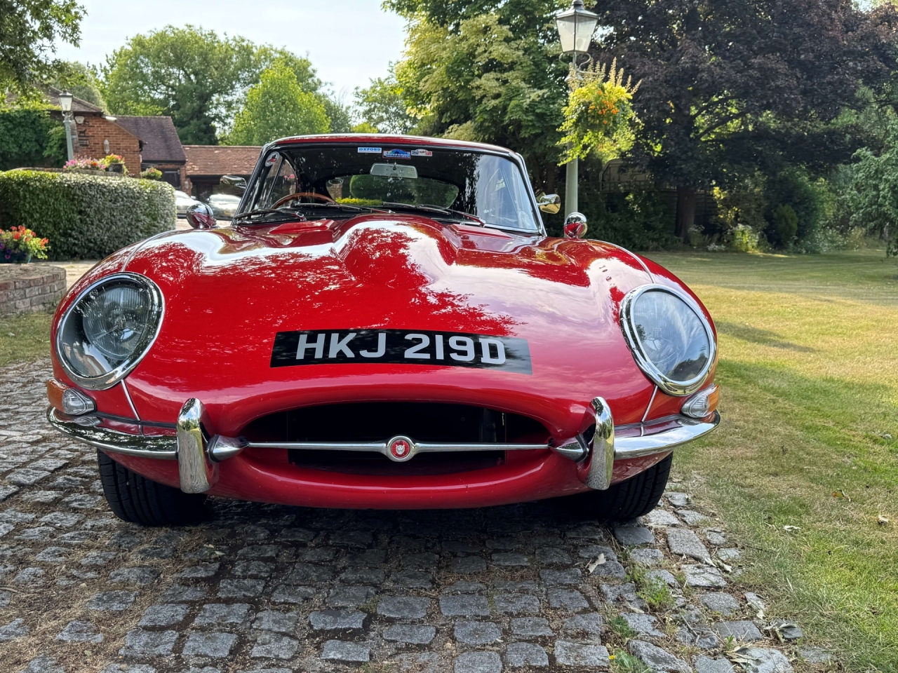 Jaguar 4.2 Series 1 E type fixed Head Coupe