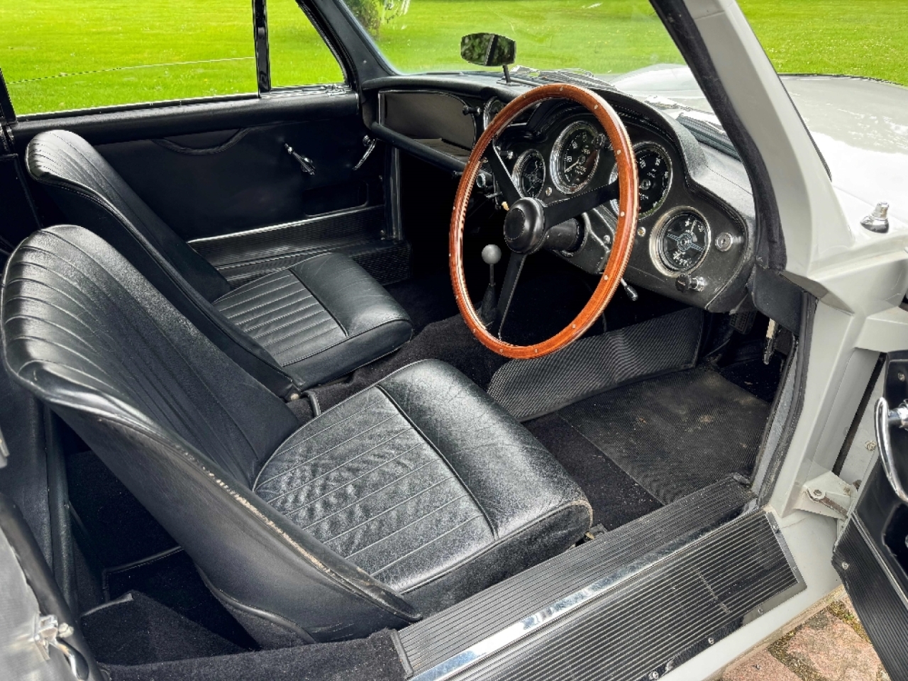 Aston Martin DB MkIII