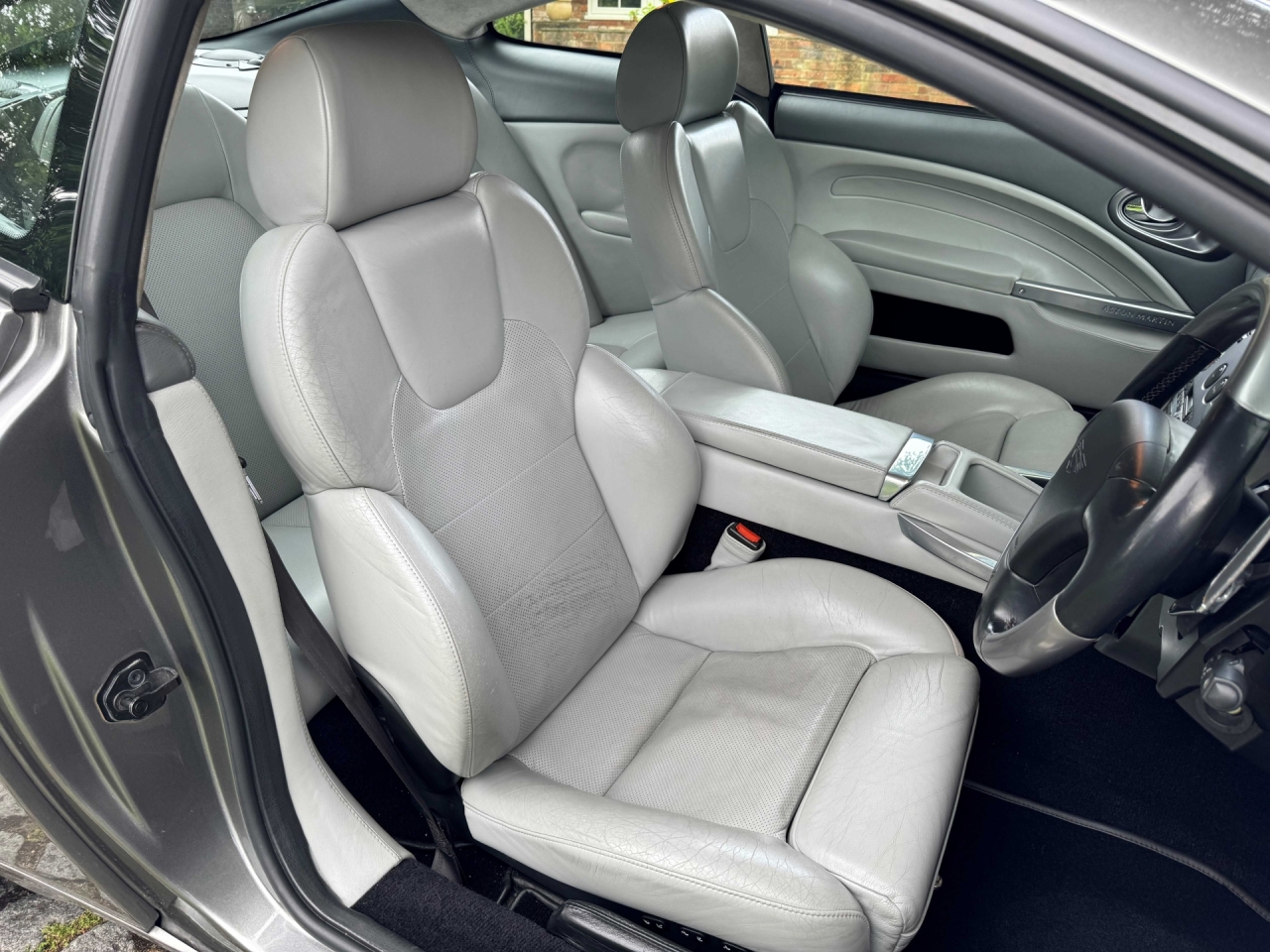 2003 (53) Aston Martin Vanquish 2+