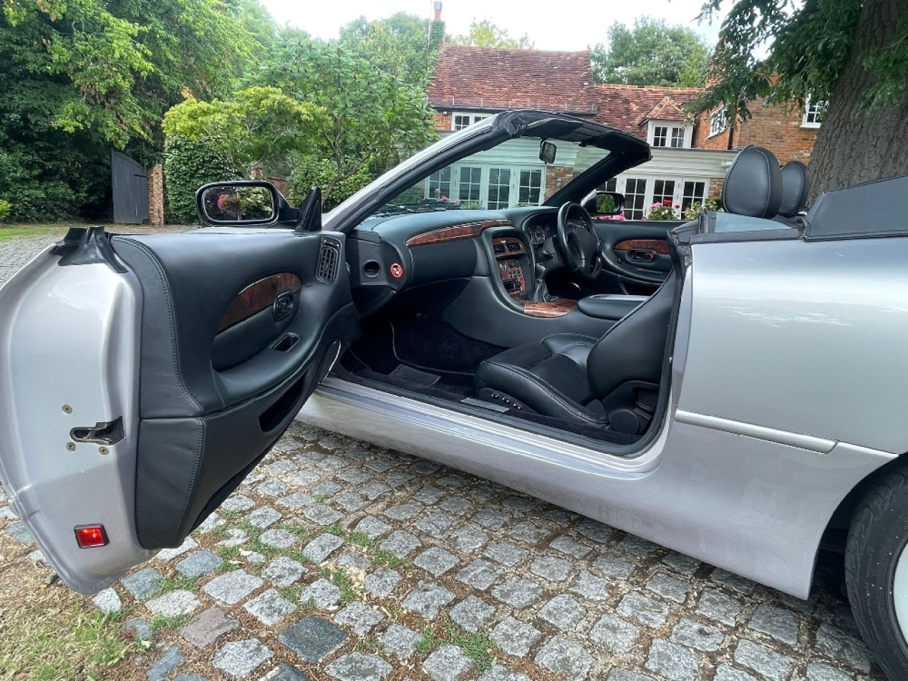 Aston Martin DB7 Vantage Volante