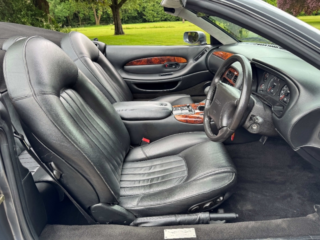 Aston Martin DB7i6 Volante