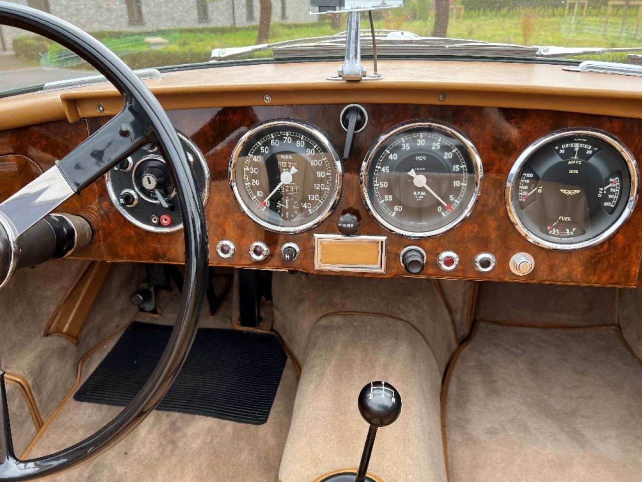 Aston Martin DB2/4 Drophead Coupe