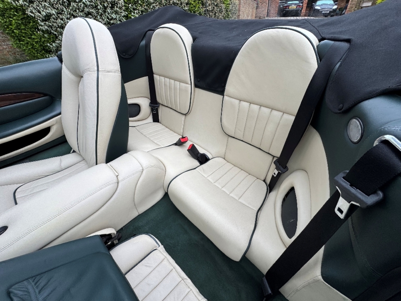 Aston Martin DB7 i6 Volante