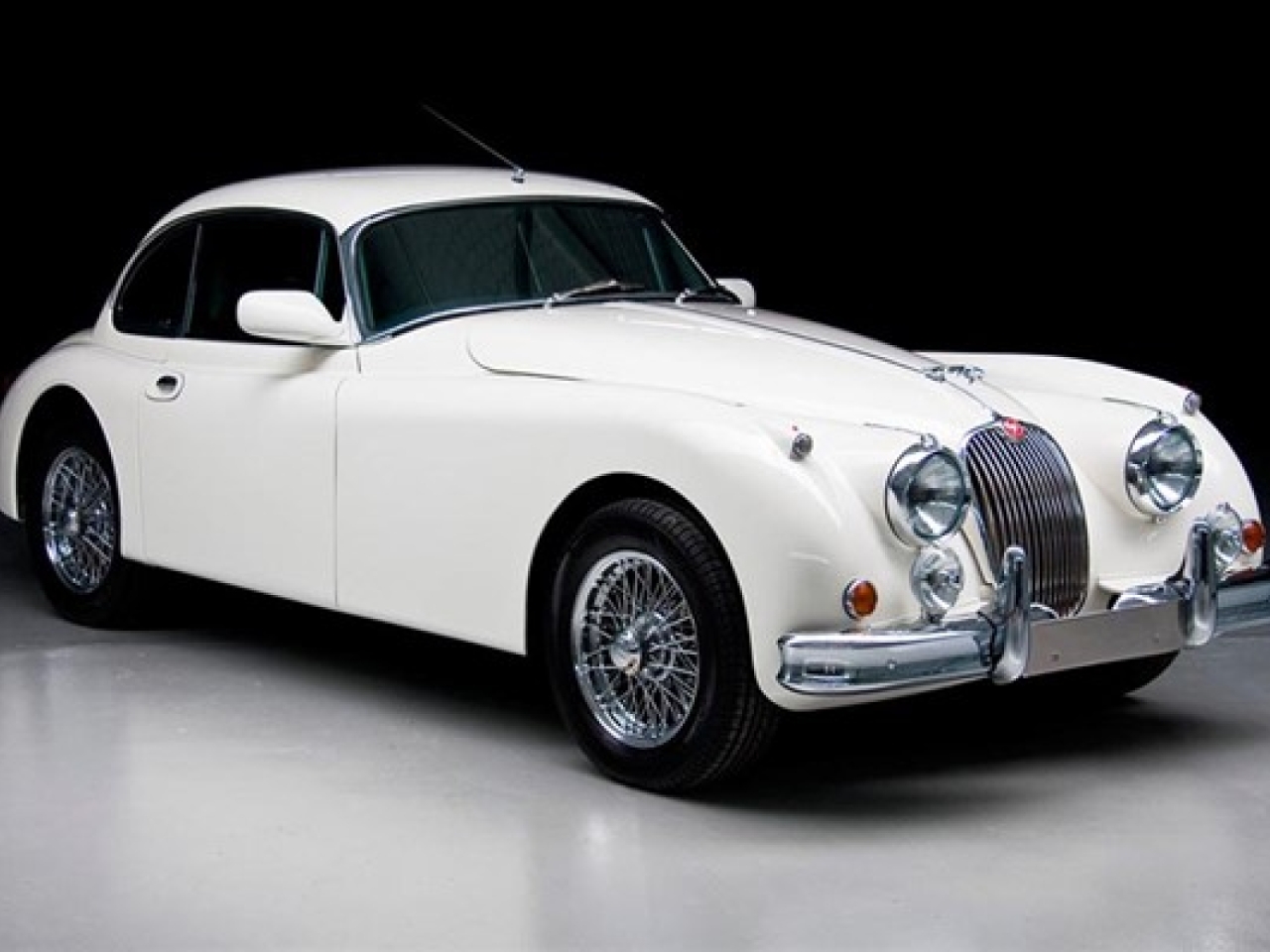 Beacham XK 150