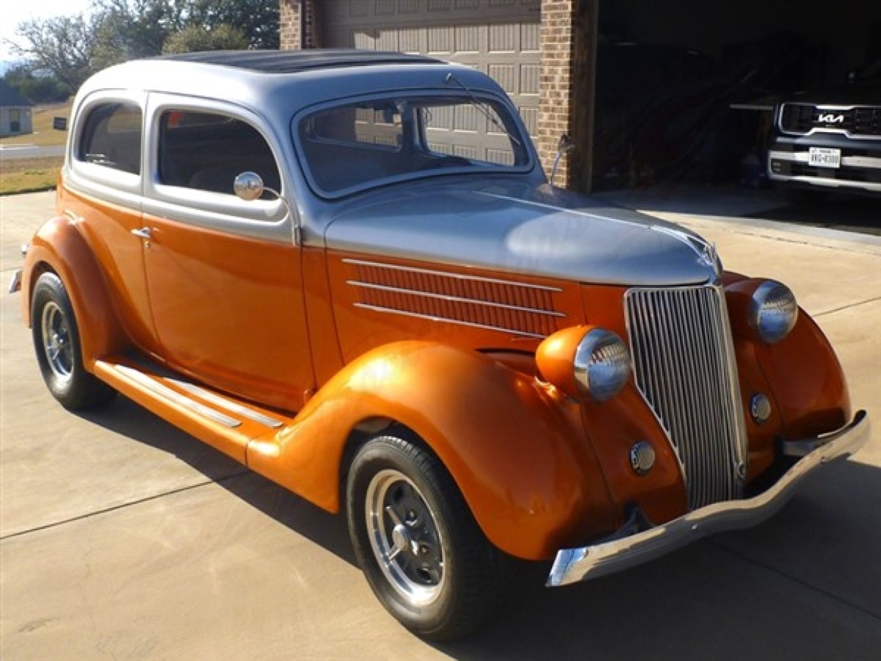 1936 Ford Custom Humpback Sedan
