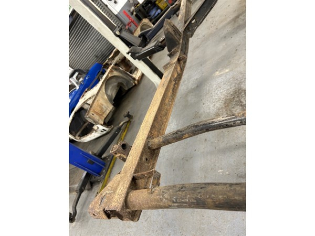 1964 Triumph TR4 - CHASSIS FRAME