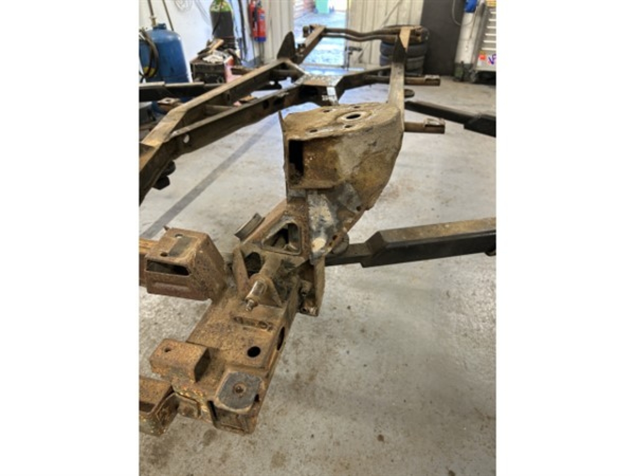 1964 Triumph TR4 - CHASSIS FRAME