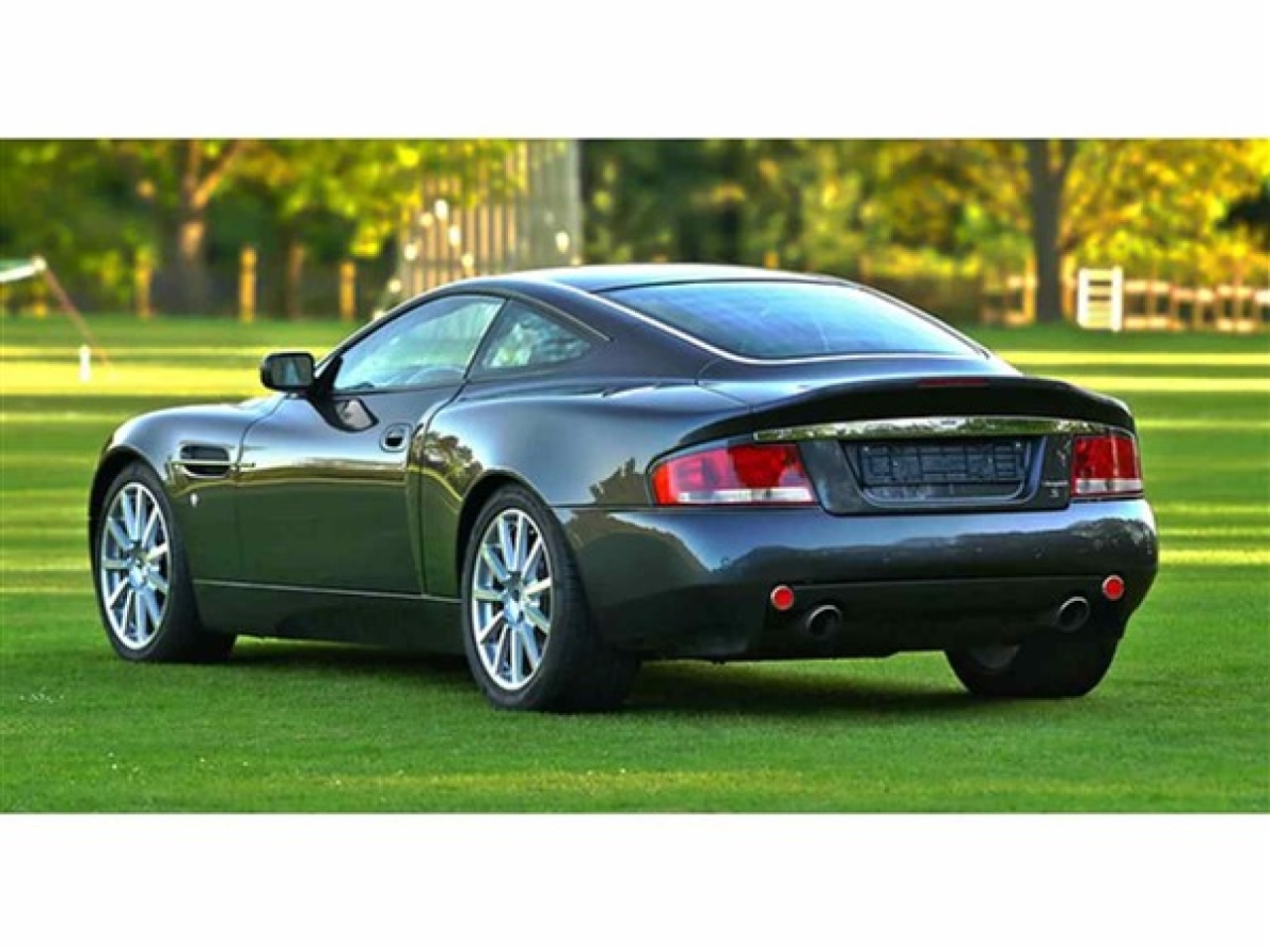 2005 Aston Martin Vanquish S Coupe
