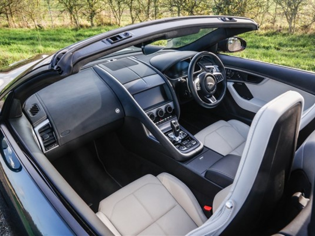 2021 Jaguar F-Type 2.0 R-Dynamic Convertible