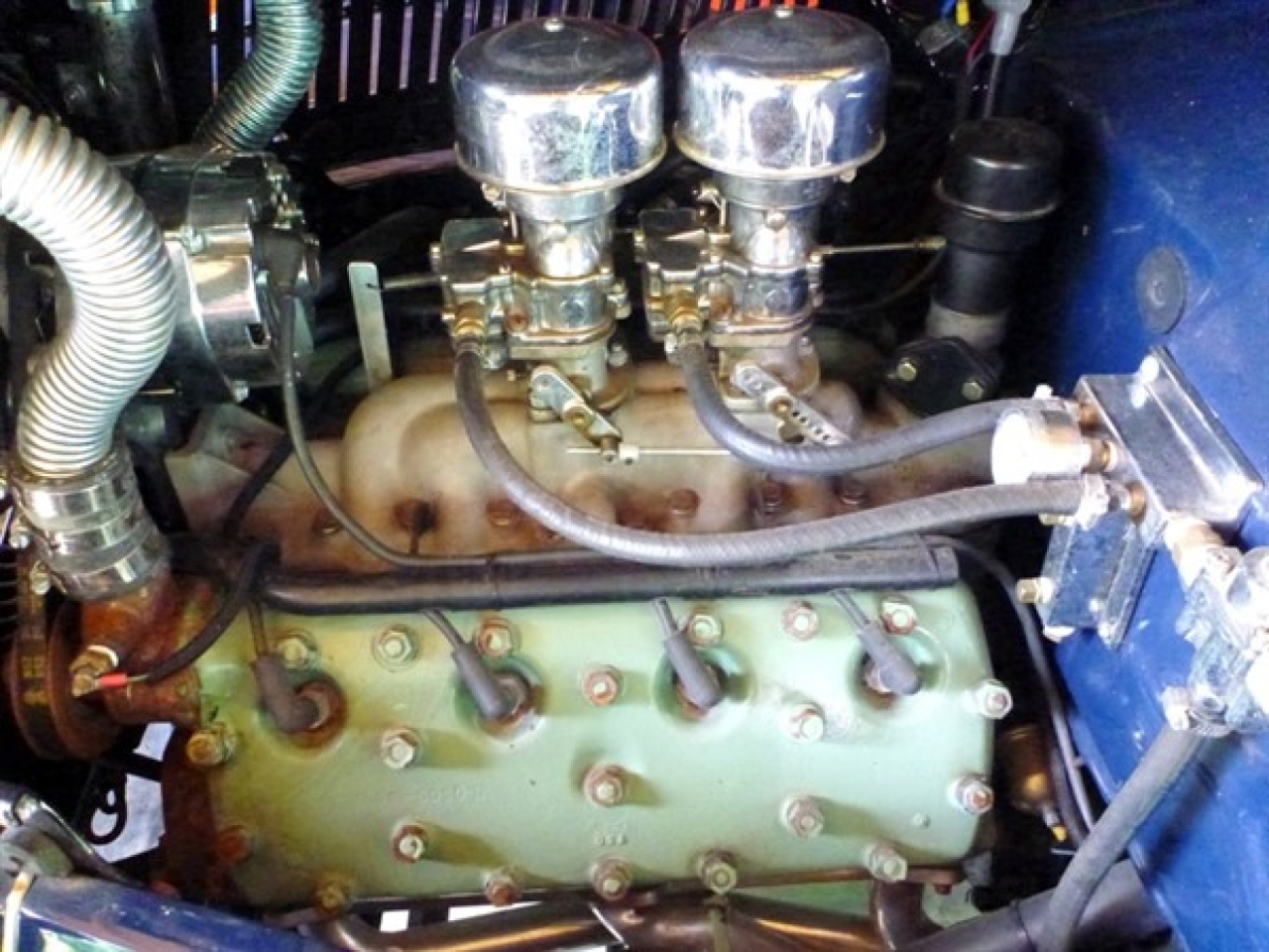 1936 Ford Humpback Sedan