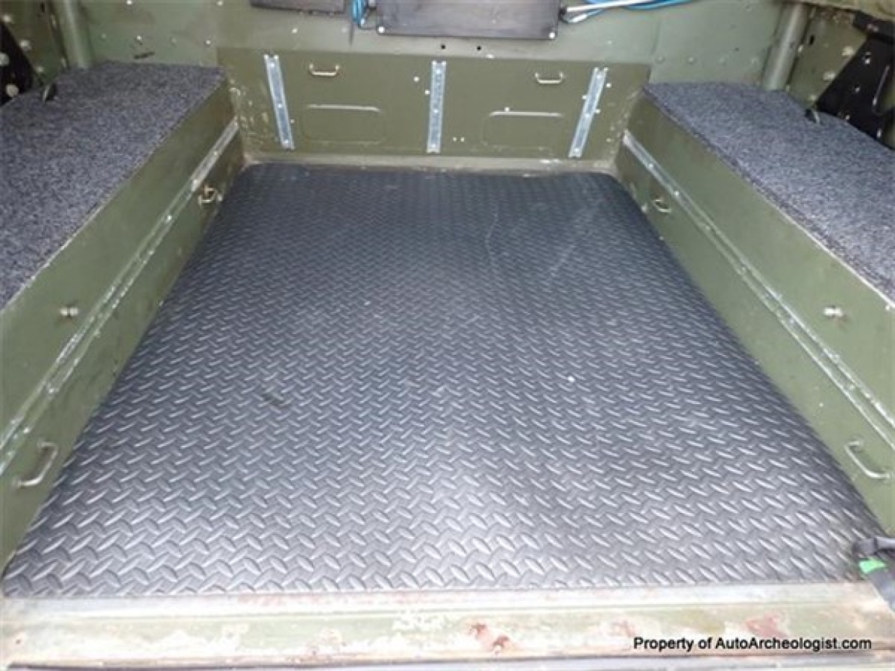 1997 Land Rover Wolf/Remus Defender 90