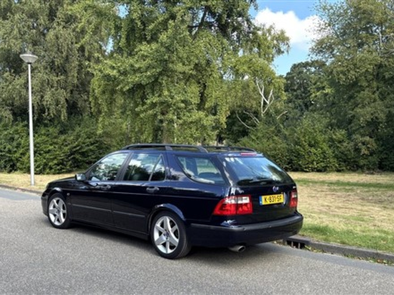 Saab AERO 9-5. Your Classic Car SOLD-VENDU-VERKAUFT.
