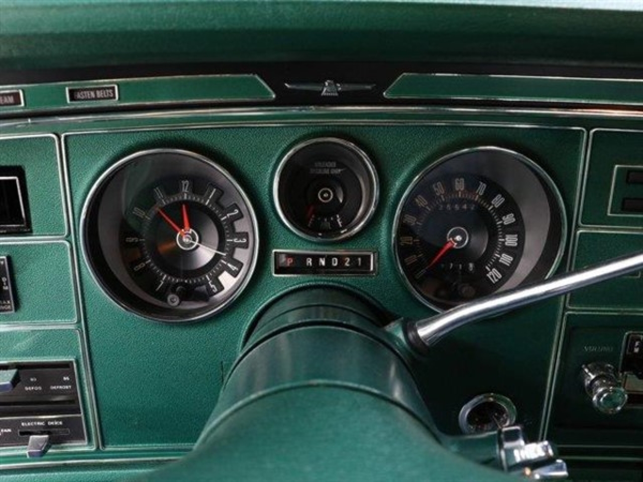 1976 Ford Thunderbird