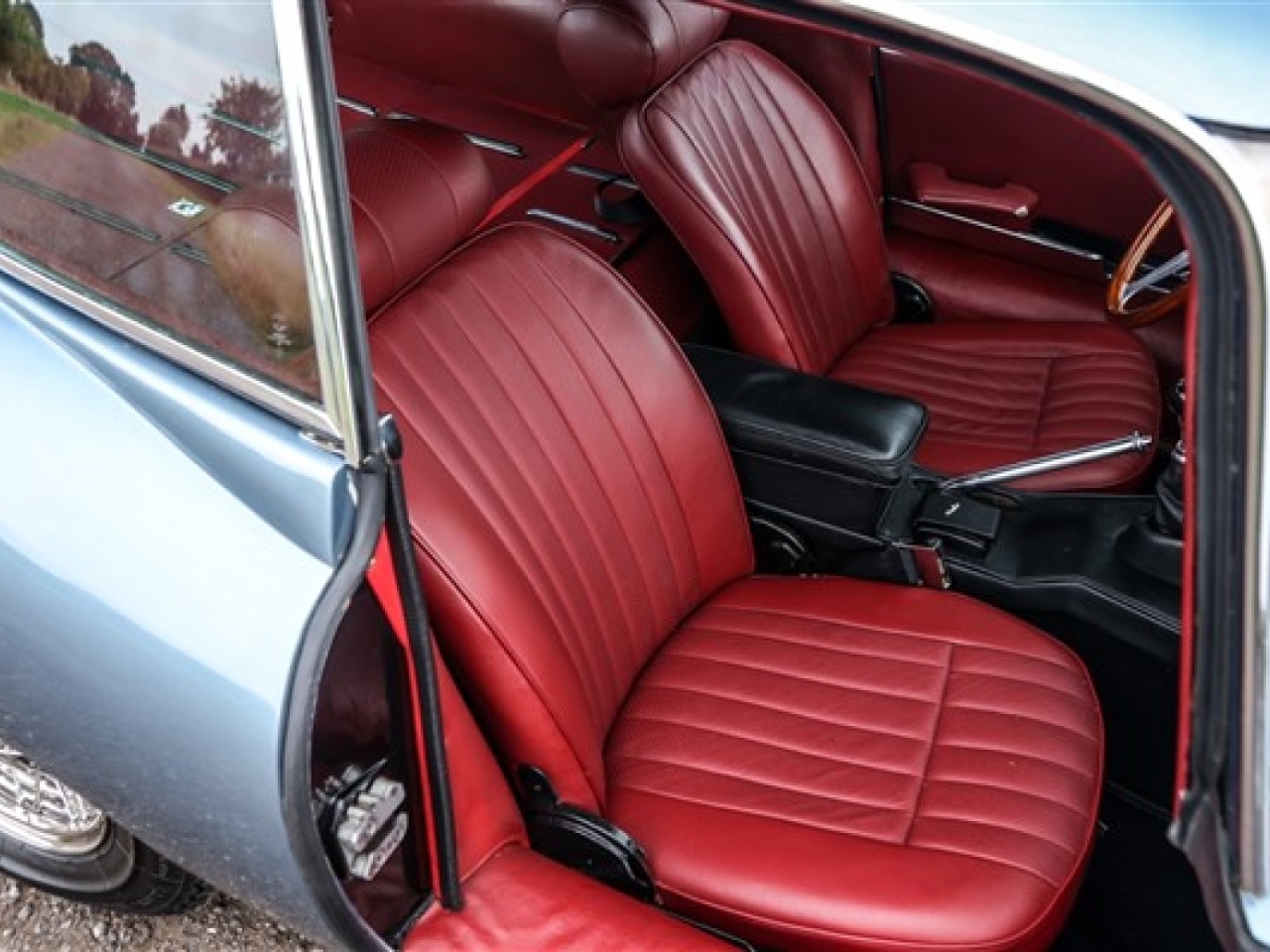 1969 Jaguar E-Type 4.2 Series II LHD Coupe