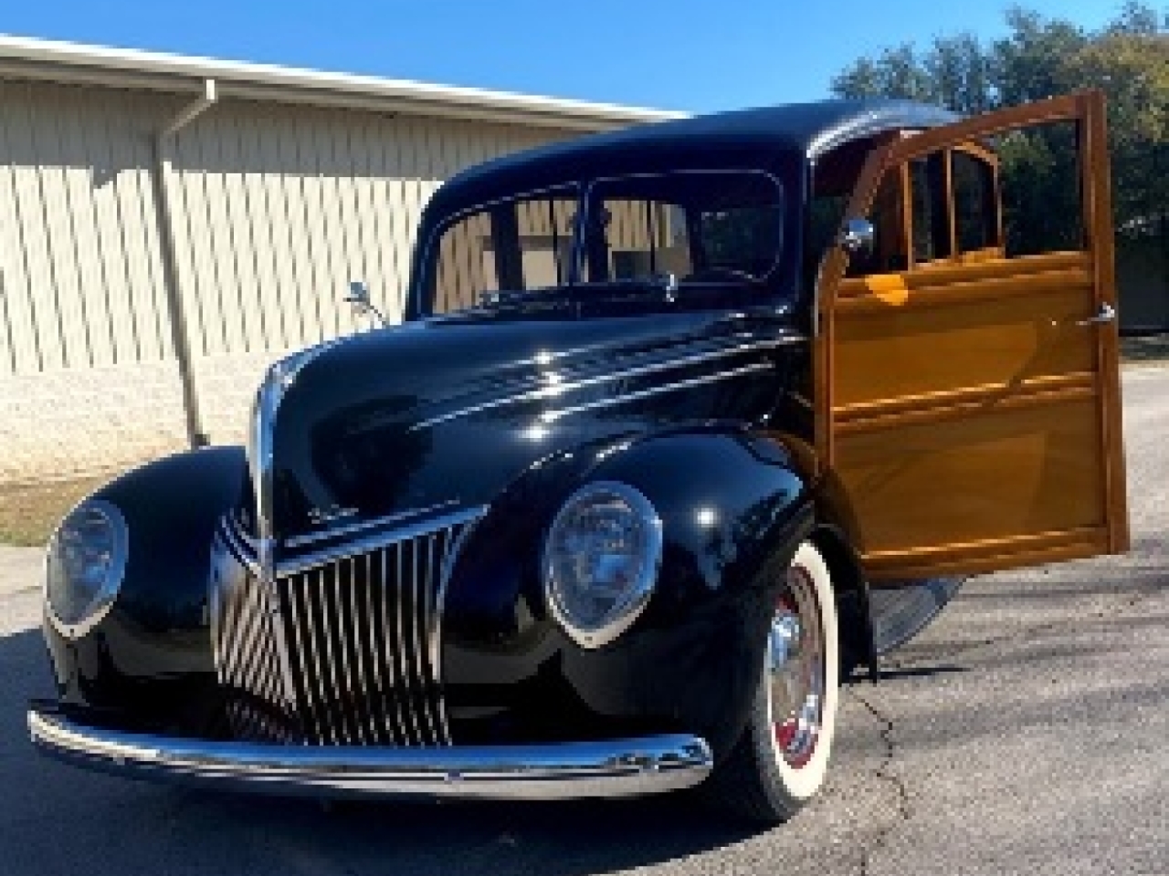 1939 Ford Deluxe Woodie