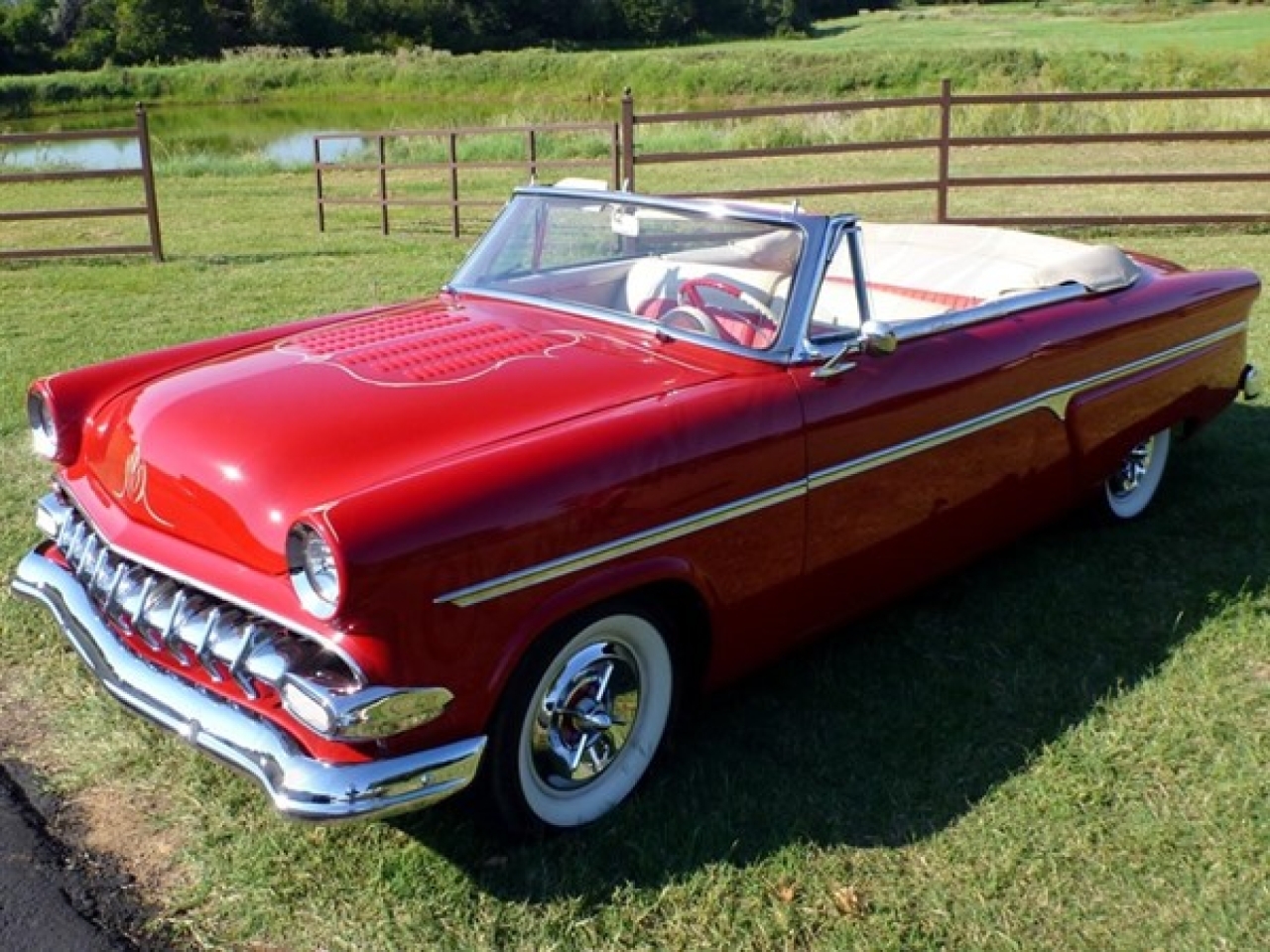 1954 Ford Sunliner Convertible