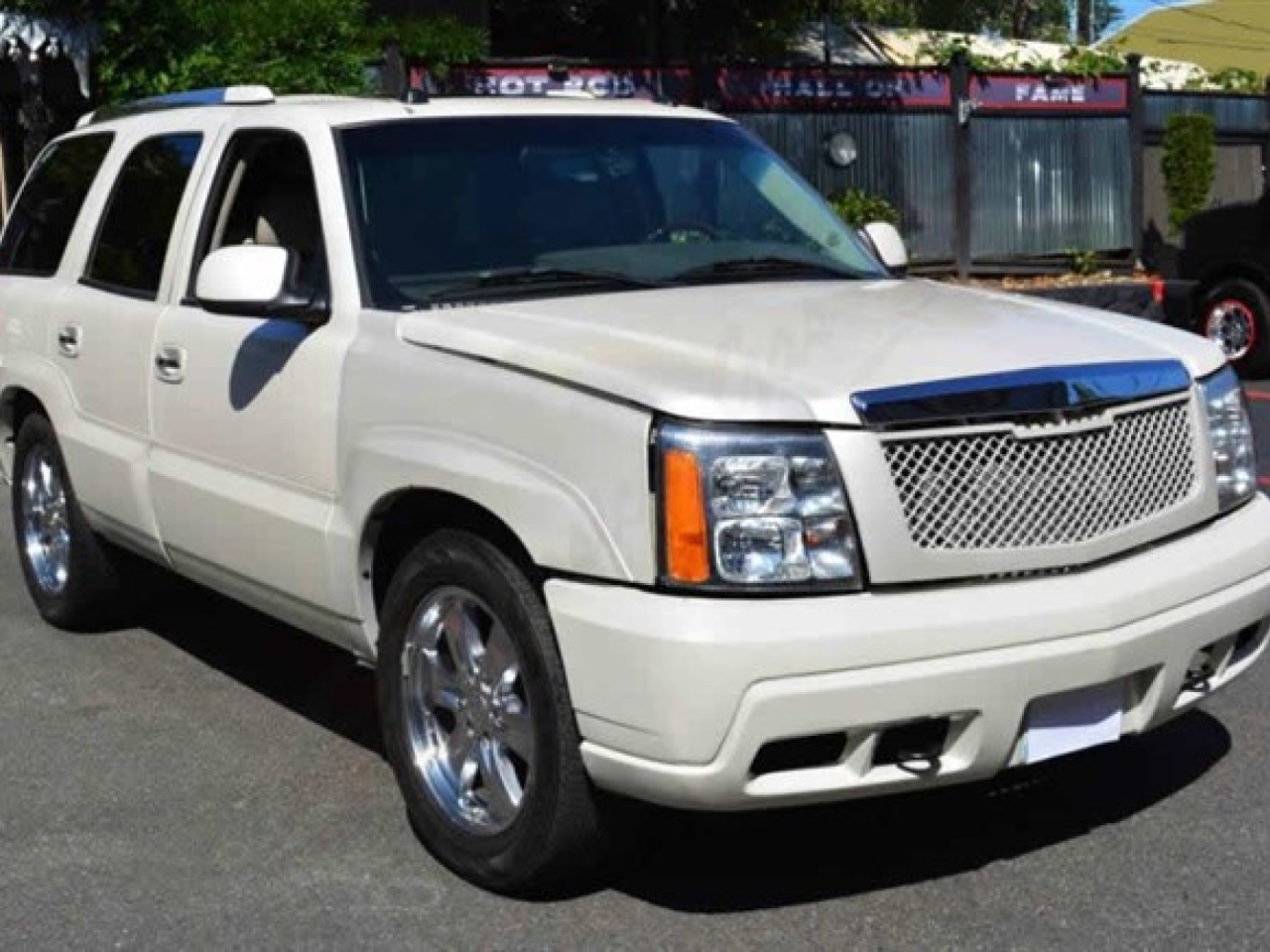 2004 Cadillac Escalade