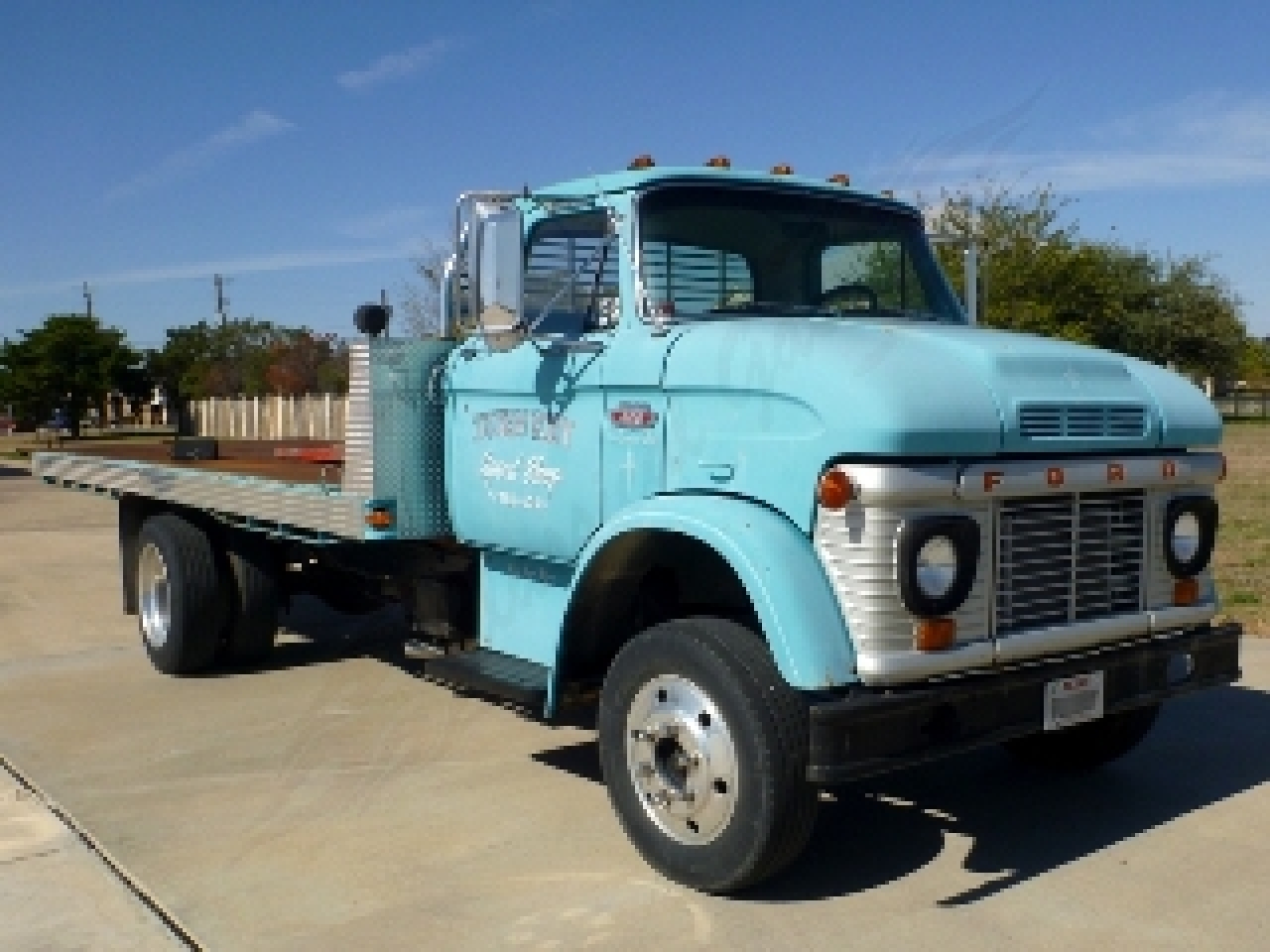 1965 Ford N600 Rollback Wrecker