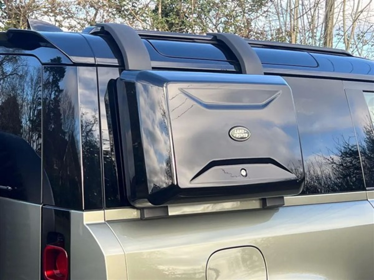 2023(23) Land Rover Defender 90