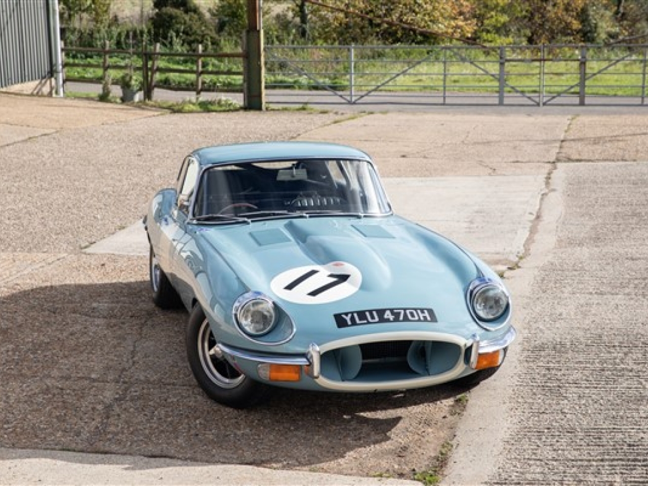 1969 Jaguar E-Type S2 FHC