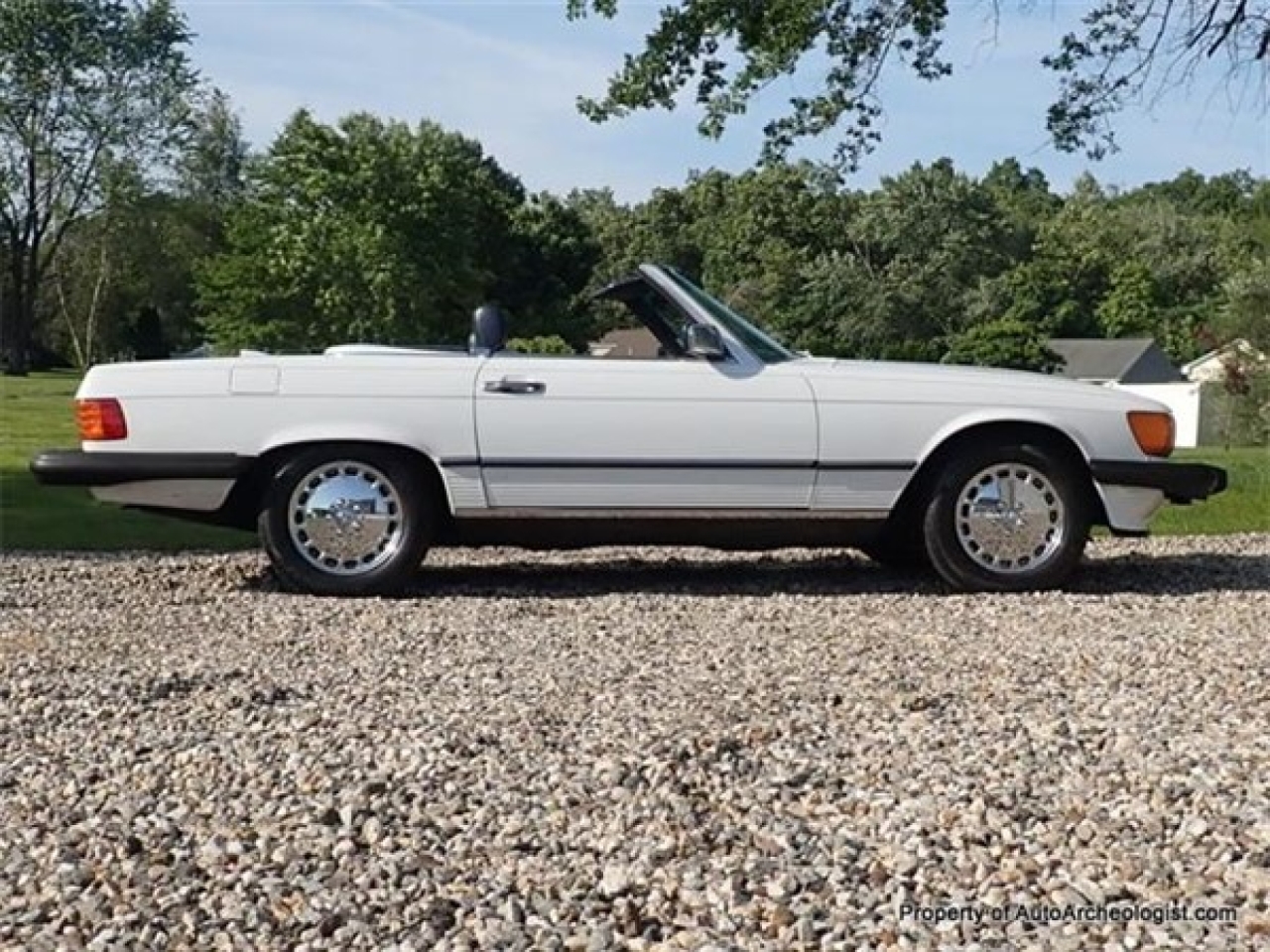 1986 Mercedes-Benz 560 SL Roadster
