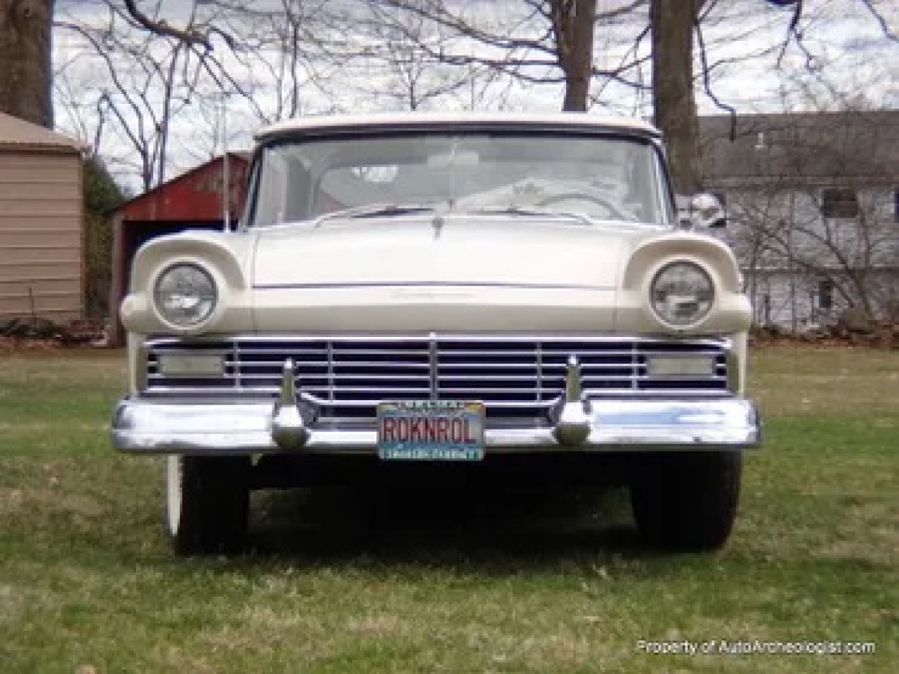 1957 Ford Skyliner
