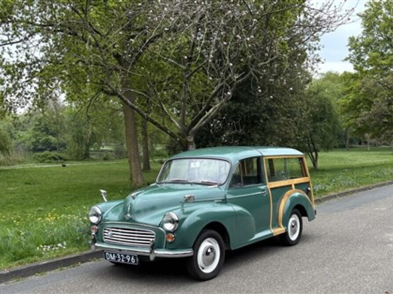Morris Minor 1000 Traveller Your Classic Car SOLD-VENDU-VERKAUFT.