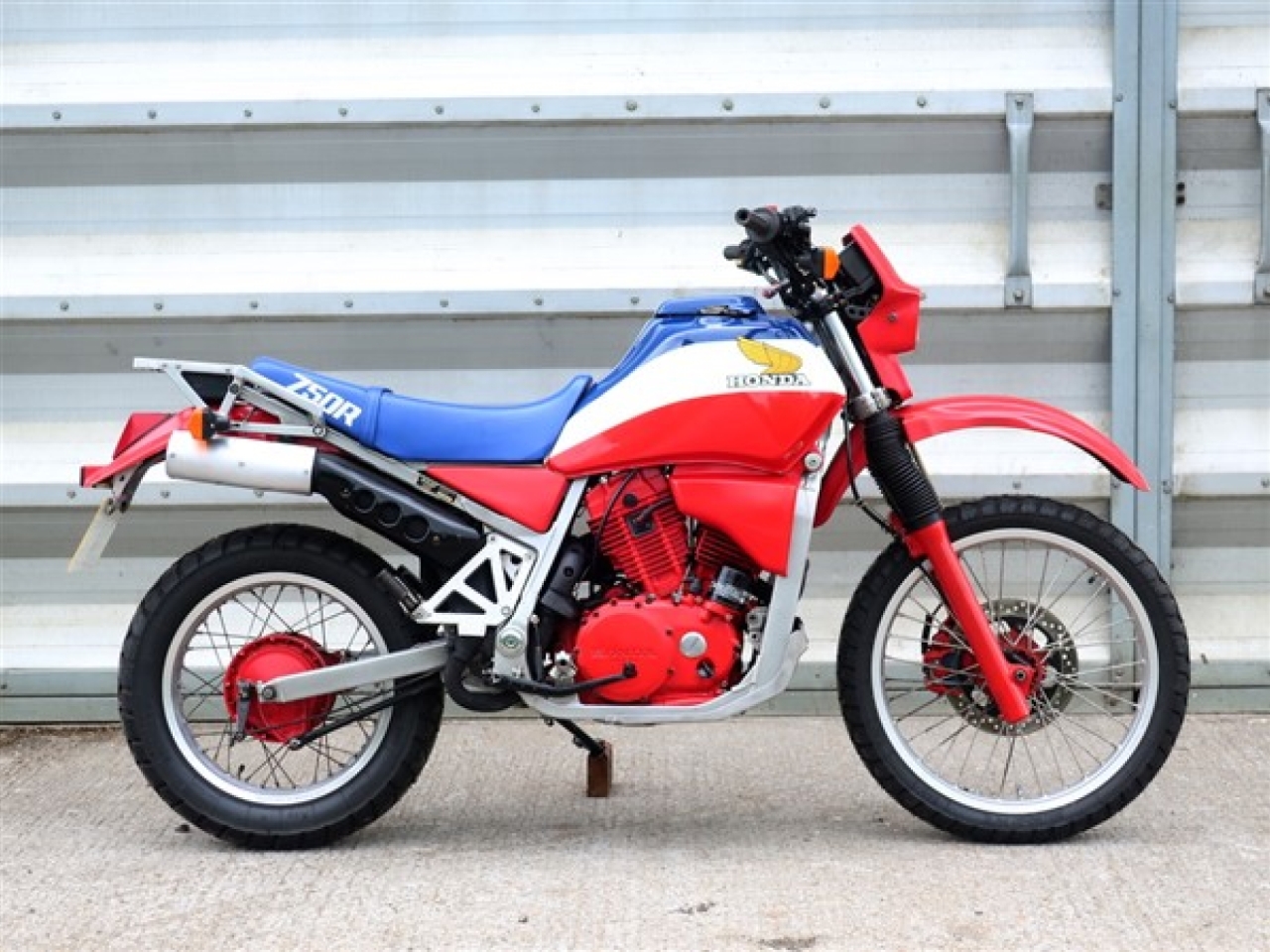 1984 Honda XLV750R (D)