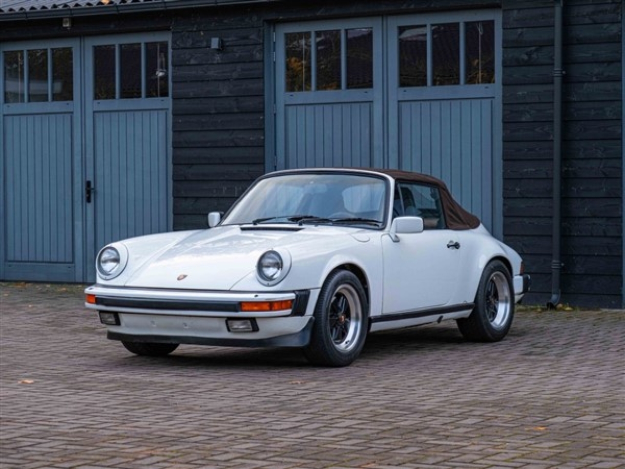 1985 Porsche 911 Convertible 3.2 Carrera