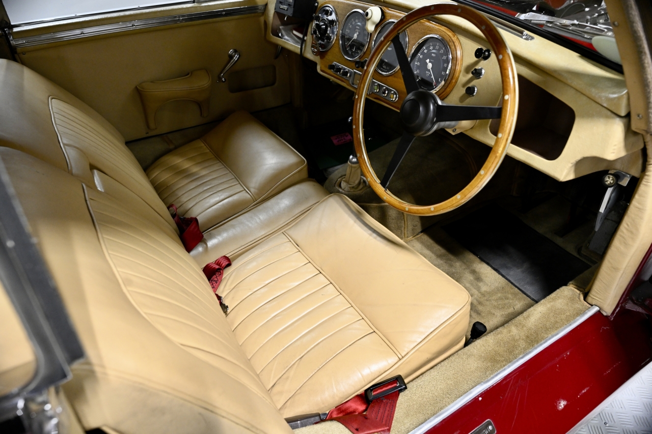 Aston Martin DB2