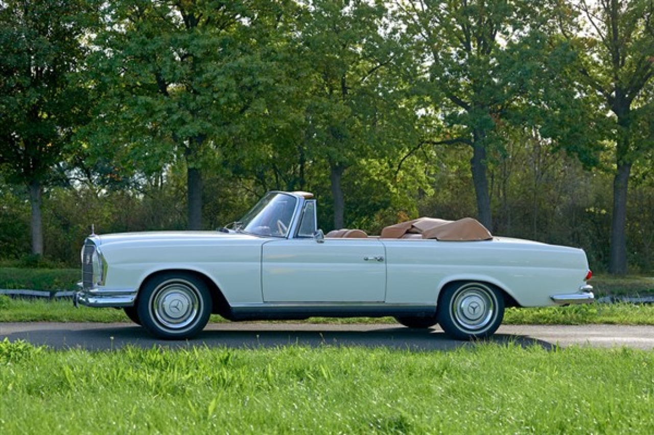1964 Mercedes 220 SEB Cabriolet/Convertible