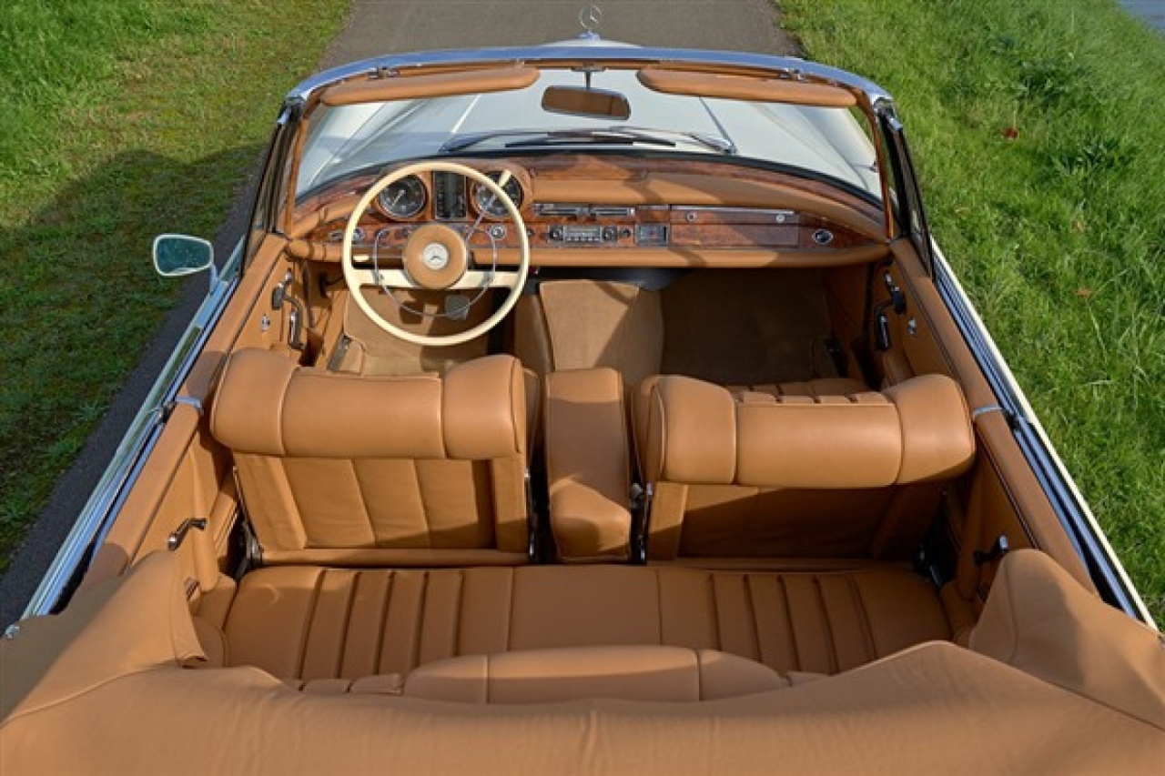 1964 Mercedes 220 SEB Cabriolet/Convertible