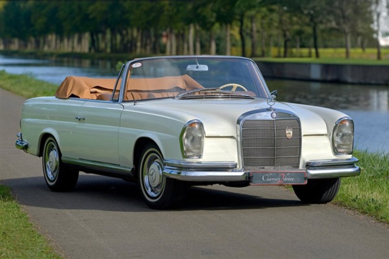 1964 Mercedes 220 SEB Cabriolet/Convertible