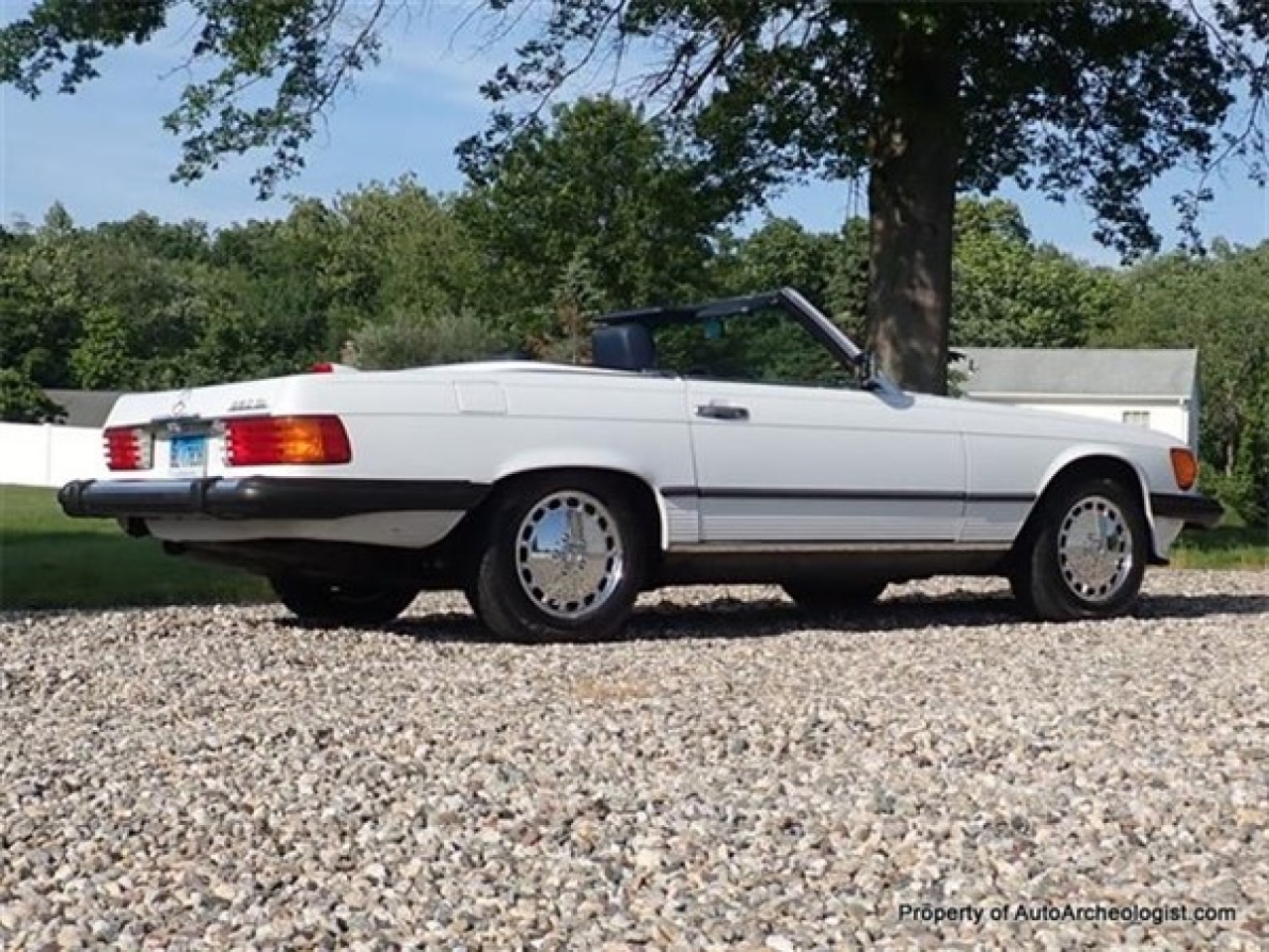 1986 Mercedes-Benz 560 SL Roadster