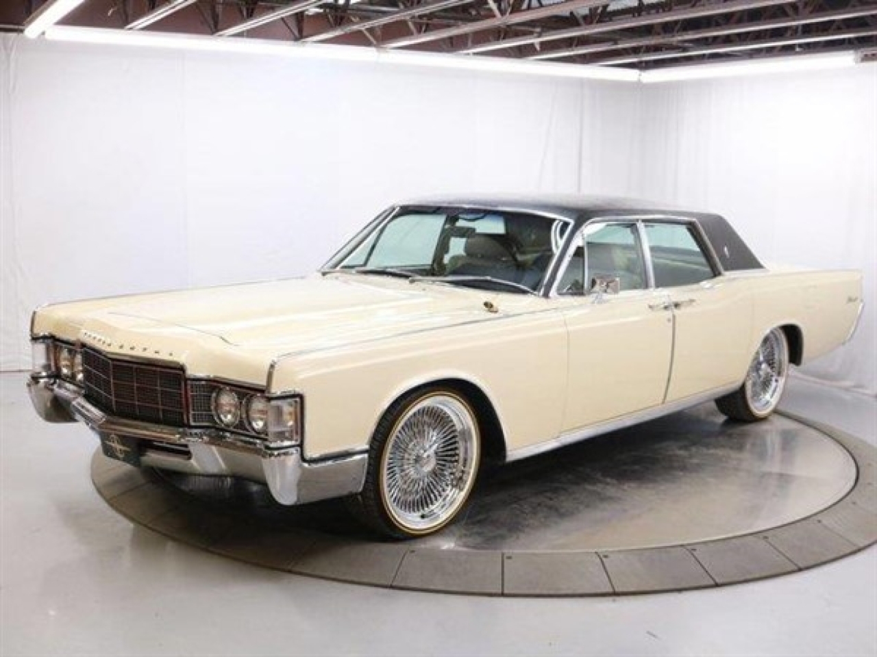 1969 Lincoln Continental