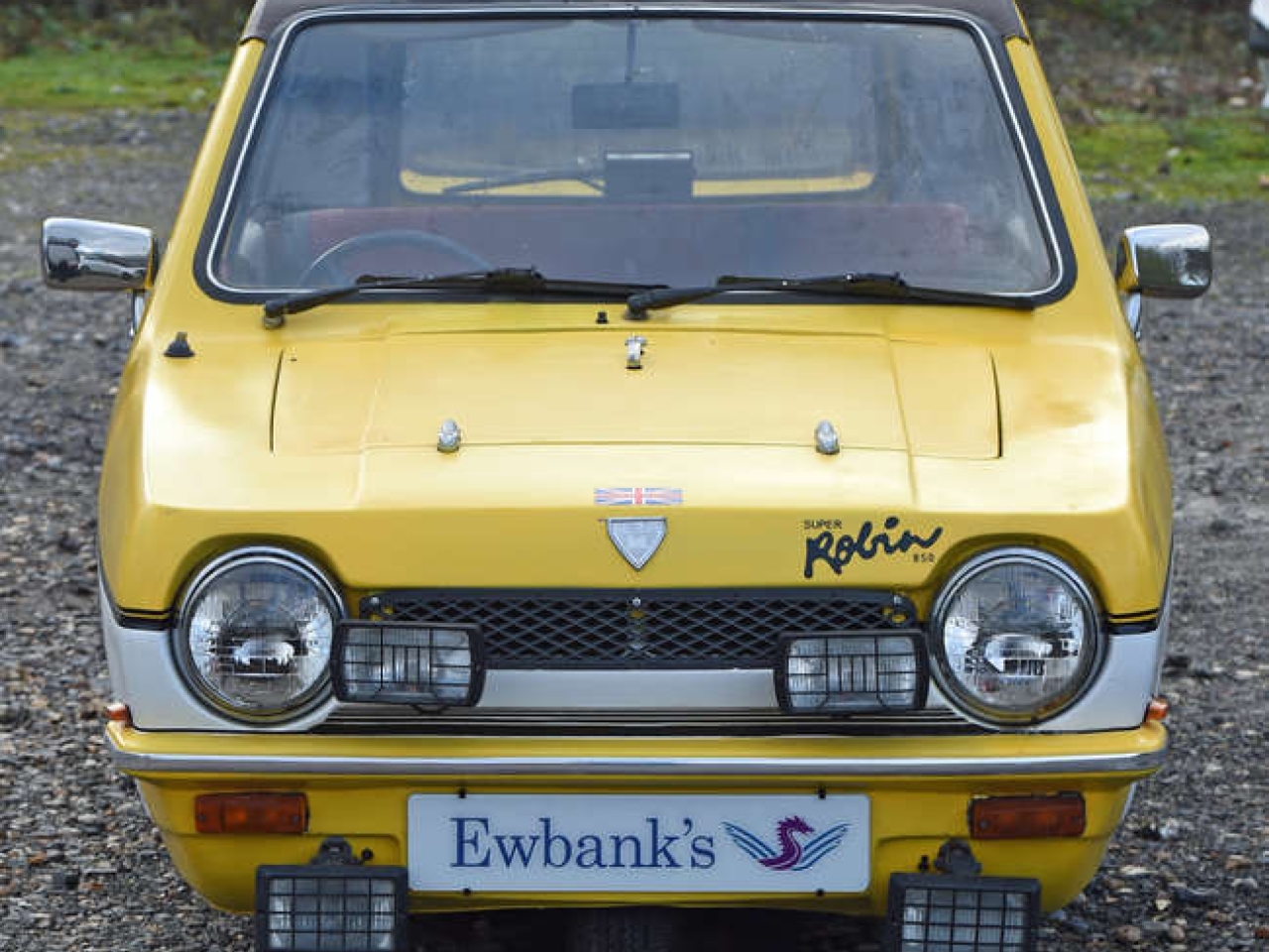 1976 Reliant Robin (with matching trailer)