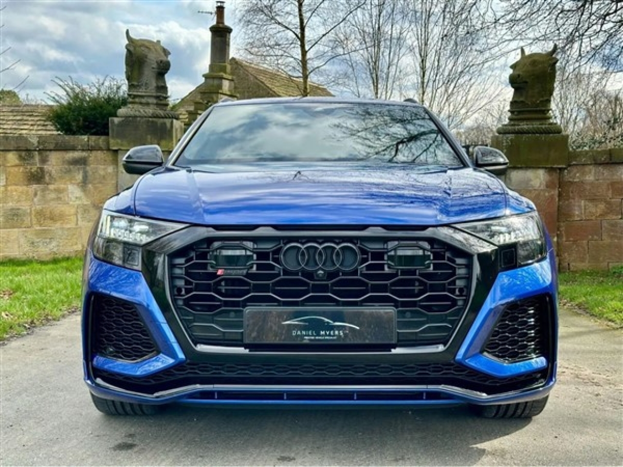 2023(73) Audi Rs Q8